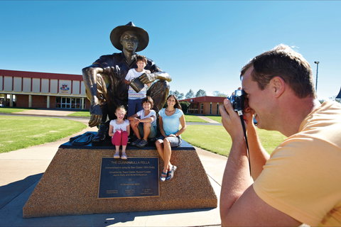 Cunnamulla Fella - South Australia Travel 1
