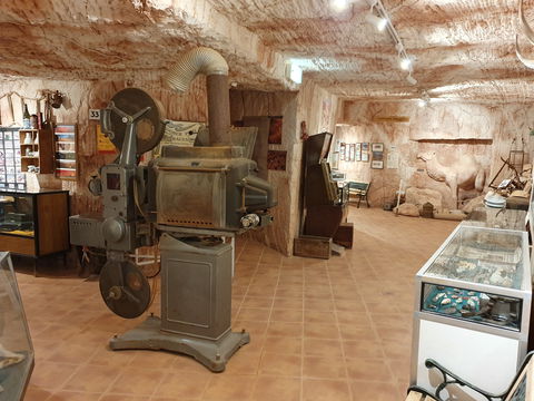 Old Timers Mine & Museum - Self Guided Tour - South Australia Travel 1
