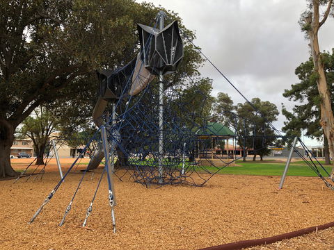 Walk In The Trees, Kadina - South Australia Travel 1