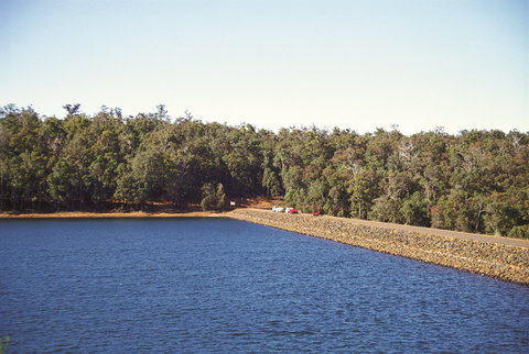 Waroona Dam - South Australia Travel 0