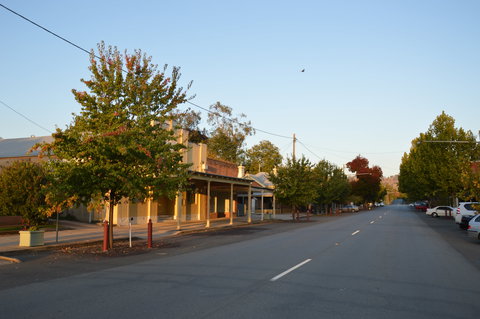 Adelong - South Australia Travel 0