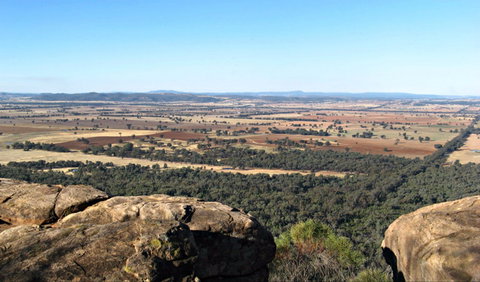 Basin Gully To Eualdrie Lookout Track - South Australia Travel 0