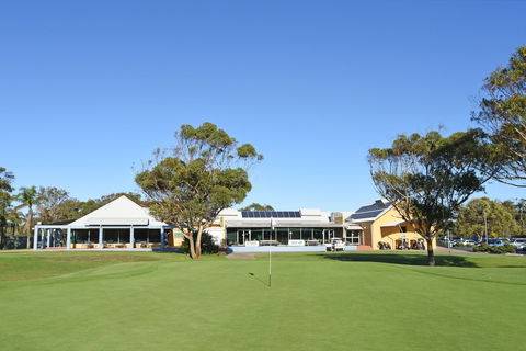 Hawks Nest Golf Club - South Australia Travel 0