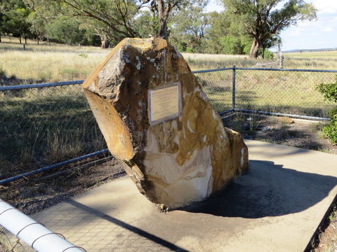 John Oxley Monument - South Australia Travel 1