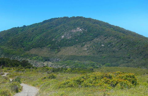 Monument Hill Walking Track - South Australia Travel 0
