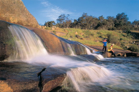 Perth Hills - South Australia Travel 0