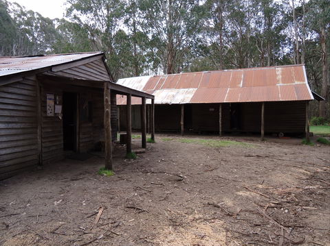Razorback Hut - South Australia Travel 0