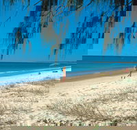 Woodgate Beach Park and Playground - South Australia Travel