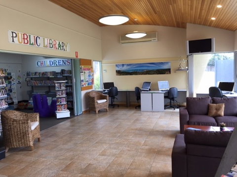 Beachport Visitor Information Centre - South Australia Travel 1