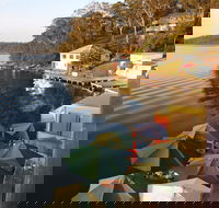 Kayaking Tuross Lake - South Australia Travel