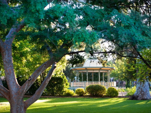 Robertson Park - South Australia Travel 0