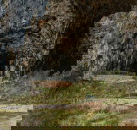 Yarrangobilly Caves  Castle walk - South Australia Travel