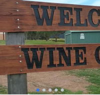 WCPTHV  Wine Country Private Transfers - South Australia Travel