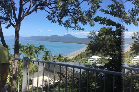 IMAX Private Transfer 7 Guests Cairns Airport To Hotels In Port Douglas - South Australia Travel 4