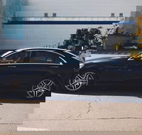 Departure Private Transfers Brisbane to Brisbane Airport BNE in Business Car - South Australia Travel