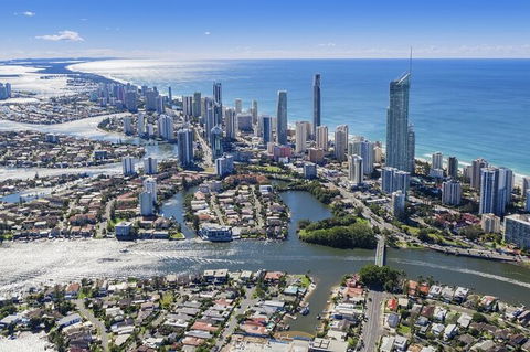 Arrival Private Transfers From Gold Coast Airport OOL To Gold Coast City - South Australia Travel 4