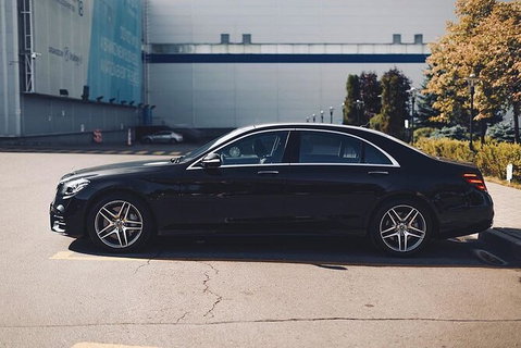 Arrival Private Transfers: Adelaide Airport ADL To Adelaide In Business Car - South Australia Travel 0