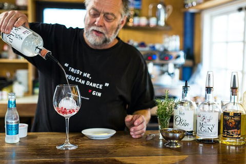 Heritage, Wine & Gin Tours - South Australia Travel 2