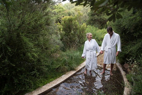 Peninsula Hot Springs With Evening Spa Experience On A Twilight Express Shuttle - South Australia Travel 1