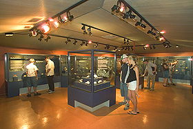 Battery Hill Mining Centre - South Australia Travel 0