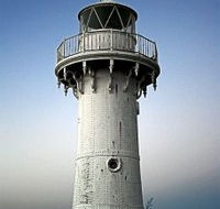 Warden Head Lighthouse - South Australia Travel