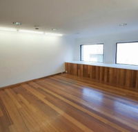 Raglan Street Gallery - South Australia Travel