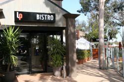 Lower Plenty Hotel - South Australia Travel 0