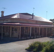 Old Bush Inn - South Australia Travel