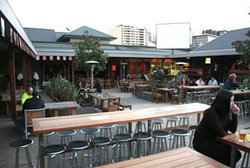 Albion Hotel - South Australia Travel 1