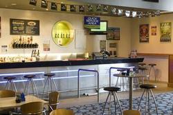 Fountain Gate Hotel - South Australia Travel 1