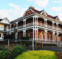 Old England Hotel - South Australia Travel