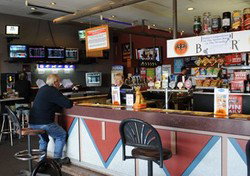 Woodcroft Tavern - South Australia Travel 1