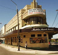 Robin Hood Hotel - South Australia Travel