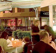 Domanis Cafe Restaurant Bar - South Australia Travel
