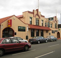 Cooley's Hotel - South Australia Travel