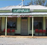 The Logan Pub - South Australia Travel