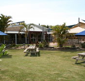Moonee Beach Tavern - South Australia Travel