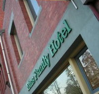 Elms Family Hotel - South Australia Travel