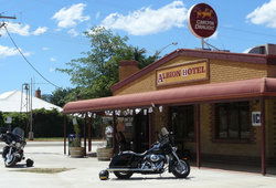 Albion Hotel Swifts Creek - South Australia Travel 3