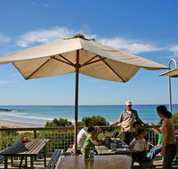 Wye Beach Hotel - South Australia Travel