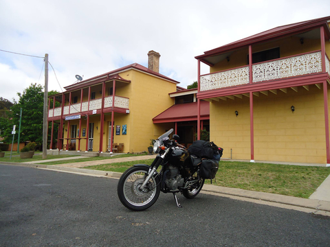 Commercial Hotel - South Australia Travel 1