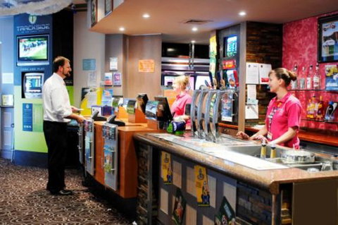 Hoppers Club - South Australia Travel 9