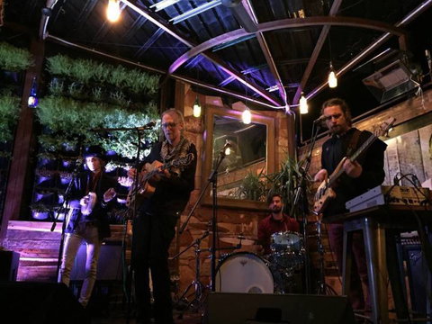 Epilogue Lounge - South Australia Travel 1