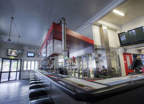 Red Beret Hotel - South Australia Travel 2