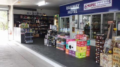 Railway Hotel Bundaberg - South Australia Travel 1