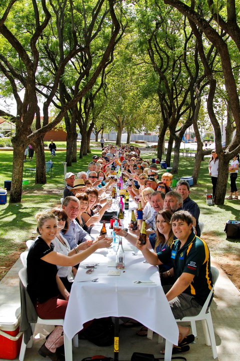 Leeton Sunrice Festival - South Australia Travel 0