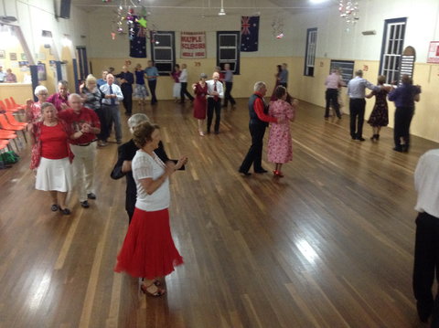 Old Time Dance - South Australia Travel 0