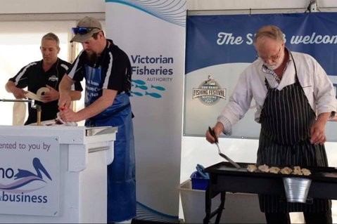 San Remo Fishing Festival - South Australia Travel 0