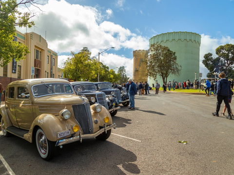 Australian Art Deco Festival Leeton - South Australia Travel 2