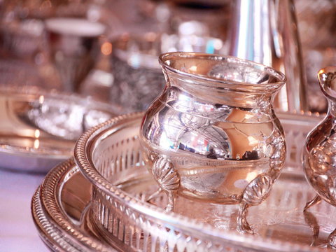 Collectable Sundays - Bus Depot Markets - South Australia Travel 1